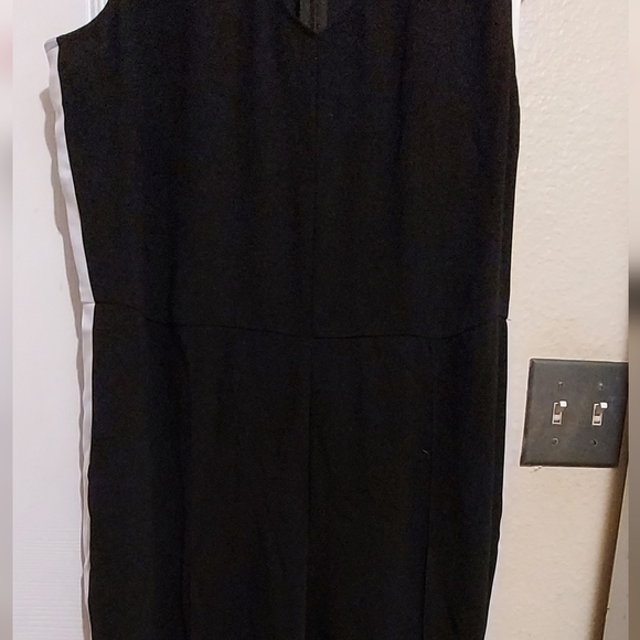 Simply Vera Wang black and white jumpsuit large - Picture 2 of 6